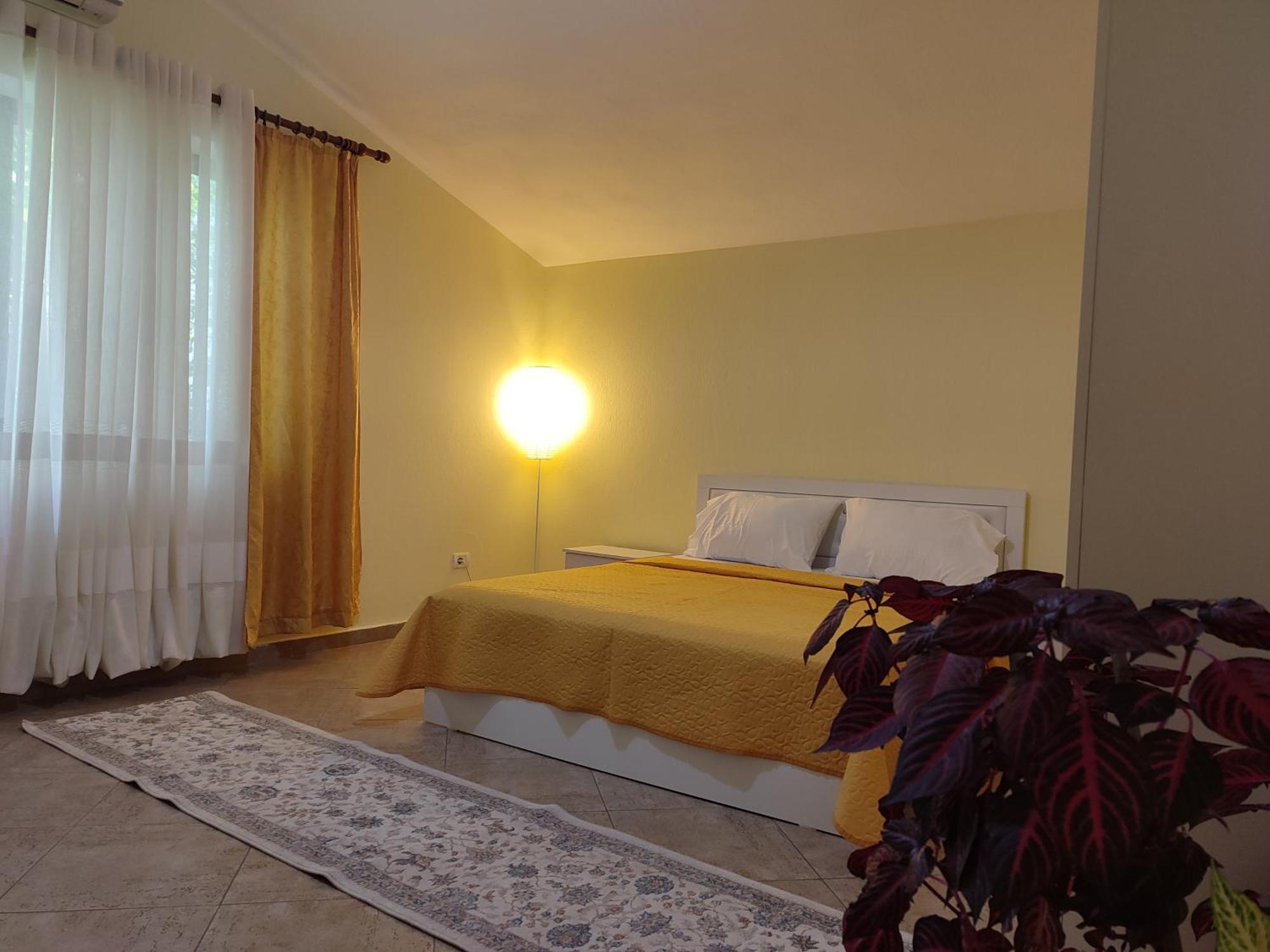 Rooms Xani Tirana Exterior foto